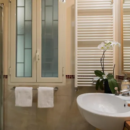Daire Luxury With Colosseum View Roma