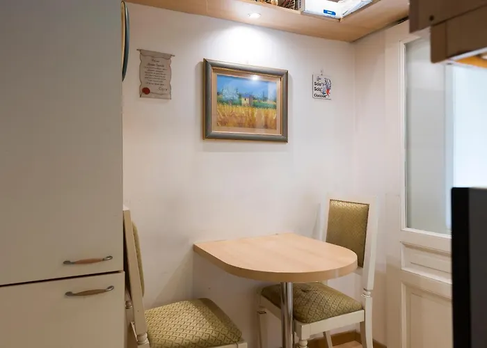 Luxury With Colosseum View דירה *